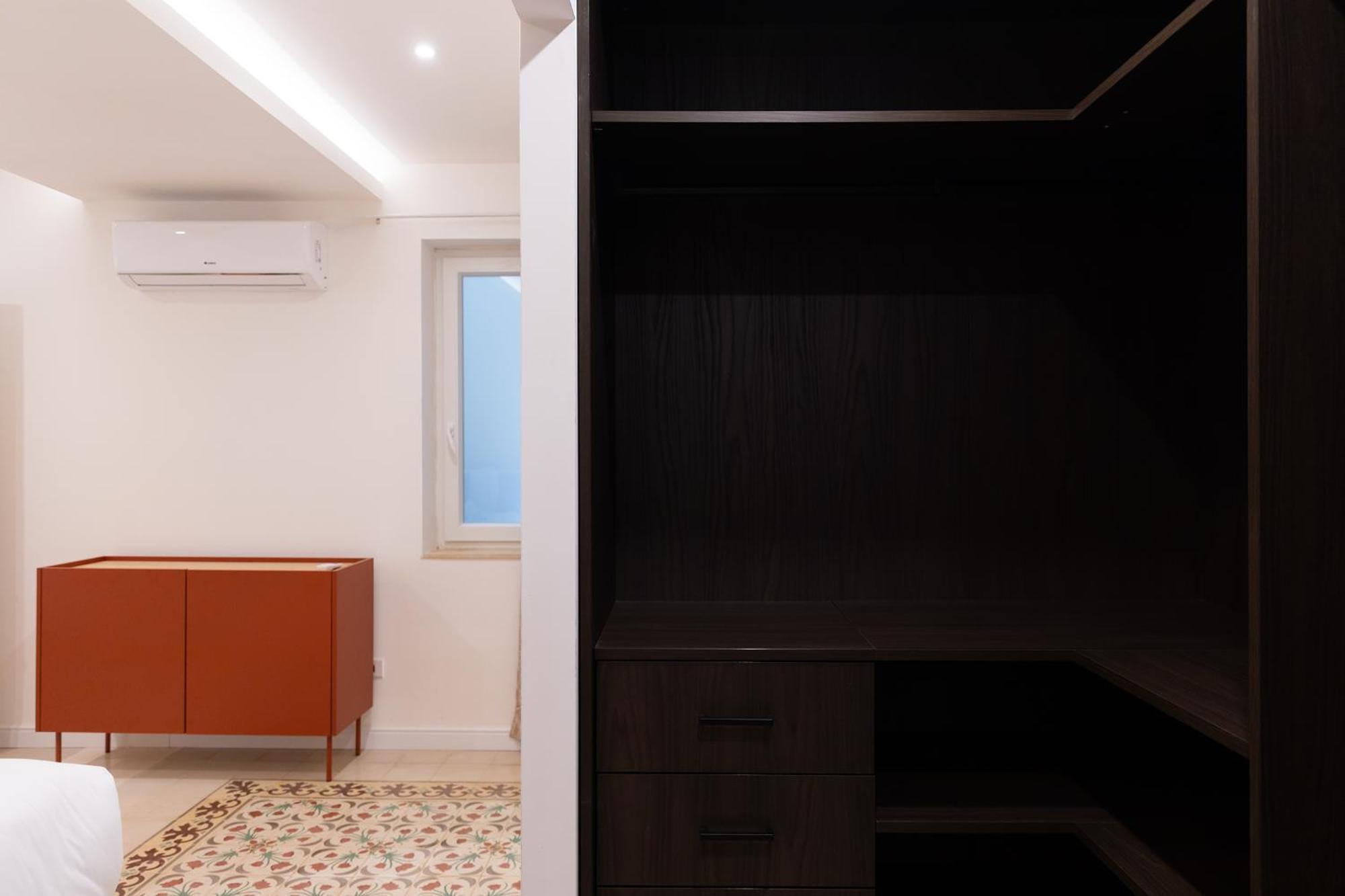 Florette Suite Designer Finish With Stunning Lounge Terrace By Arcobnb إيل فورجانا المظهر الخارجي الصورة